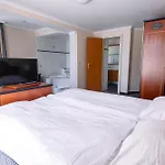 Haus Am Lakefront On Thun Self Check-in Digital Reception *
