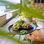 Haus Am Lakefront On Thun Self Check-in Digital Reception オーバーホーフェン