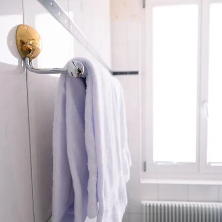 Haus Am Lakefront On Thun Self Check-in Digital Reception *