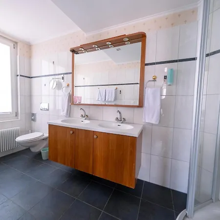 Haus Am Lakefront On Thun Self Check-in Digital Reception