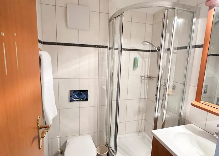 Haus Am Lakefront On Thun Self Check-in Digital Reception Szálloda Oberhofen