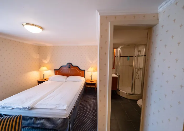 Haus Am Lakefront On Thun Self Check-in Digital Reception Szálloda Oberhofen