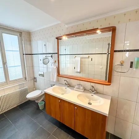 فندق Haus Am Lakefront On Thun Self Check-in Digital Reception اوبرهوفن