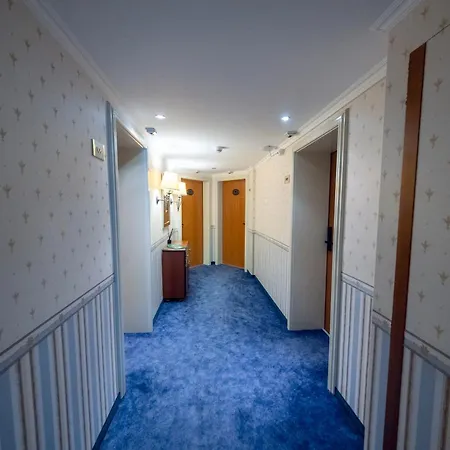 Haus Am Lakefront On Thun Self Check-in Digital Reception Hotell